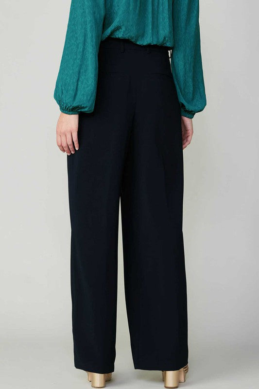 Back Welt Pocket Trouser